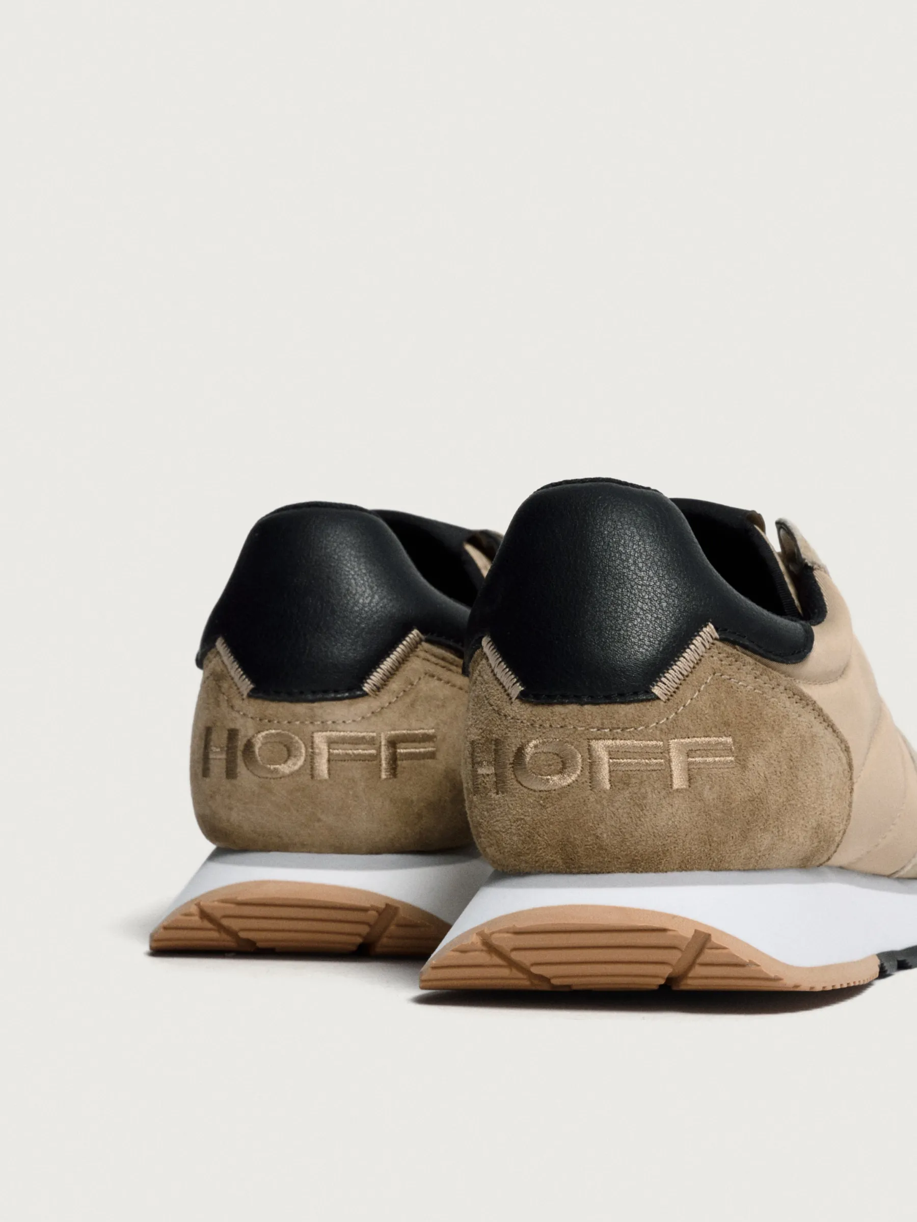 AMBRACIA^HOFF Online